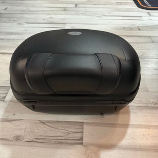 Baul Kappa K46 Tech 46L luces ahumadas