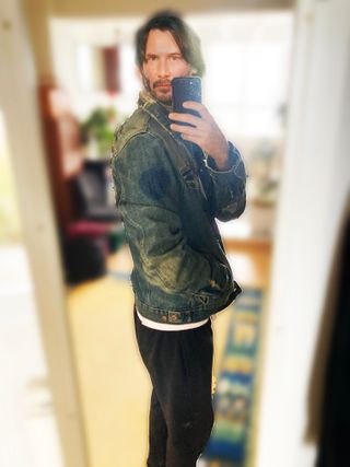 Cazadora vaquera XL con diseño tipo envejecido