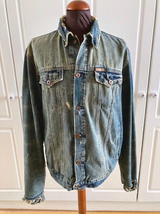 Cazadora vaquera XL con diseño tipo envejecido