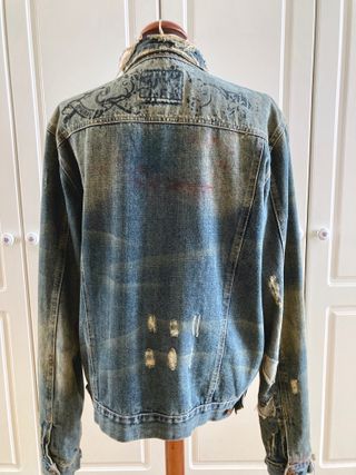 Cazadora vaquera XL con diseño tipo envejecido