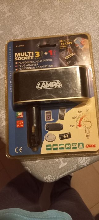 Adattatore per caricatore