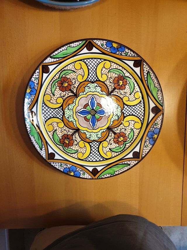 Plato decorativo de Pascual Zorrilla