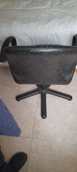 Silla de cuero para escritorio