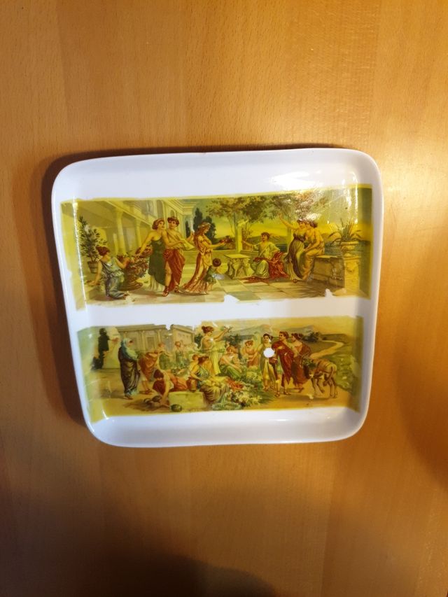 Bsndeja de porcelana antigua