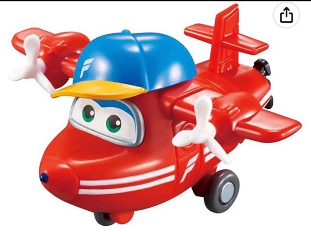 12 aviones Súper Wings