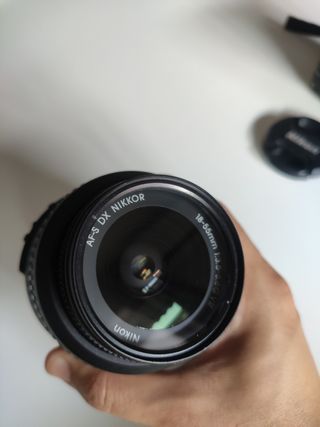 Cámara réflex Nikon D3100