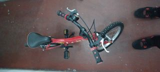Se vende de bicicleta de niño
