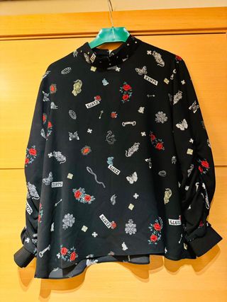 Camisa Negra Estampada