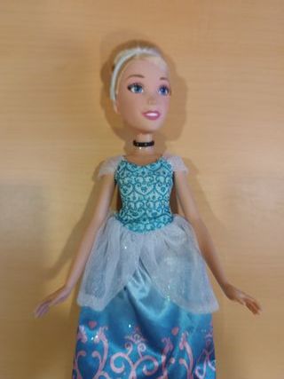 Muñeca Cenicienta Princesas Disney