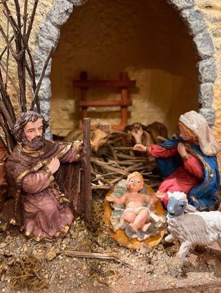 Nacimiento o portal de Belen antiguo, grande