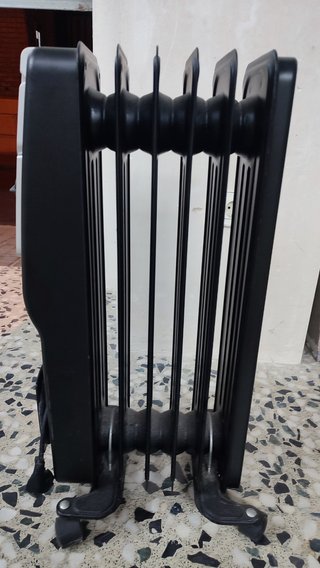 Radiador Rowenta Estufa con ruedas negro