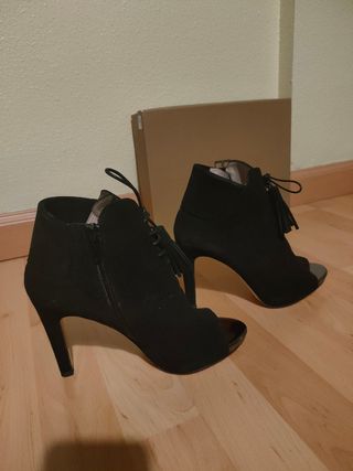 Botines de piel de mujer 