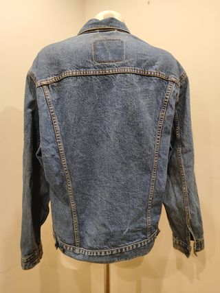 Cazadora Levis Strauss & Co original .