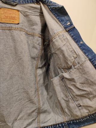 Cazadora Levis Strauss & Co original .
