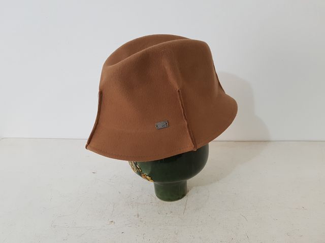 Sombrero para mujer. Lana Cinzia Rocca talla 56/58
