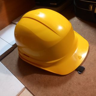 Casco da lavoro giallo