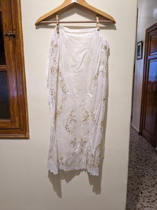 Traje de fallera fucsia talla 38