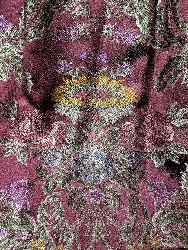 Traje de fallera fucsia talla 38