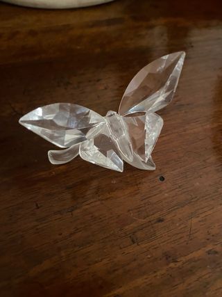 farfalla su foglia Swarovski