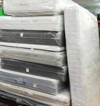 COLCHONES SEMINUEVOS PROVENIENTES DE EXPOSICIONES