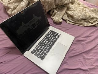 MacBook Pro (Retina, 15-inch, Mid 2015)