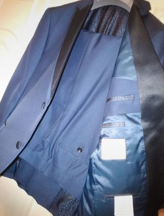 Traje de Alessandro Paladio con funda