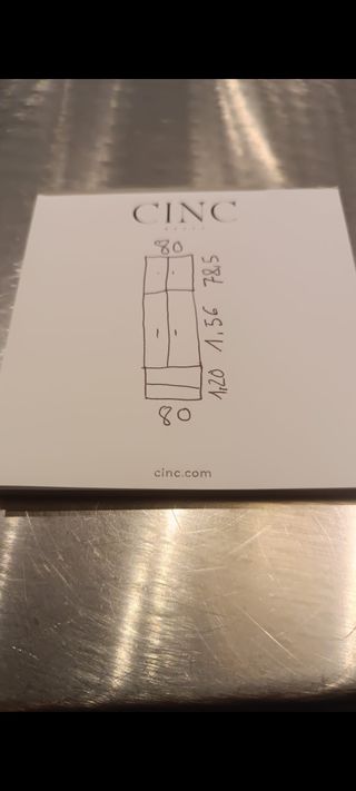 Armarios altos con estantes para oficina