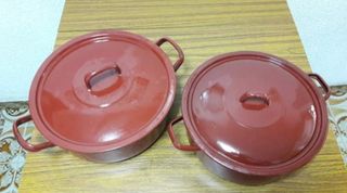 2 Cacerolas antiguas grandes porcelana esmaltada