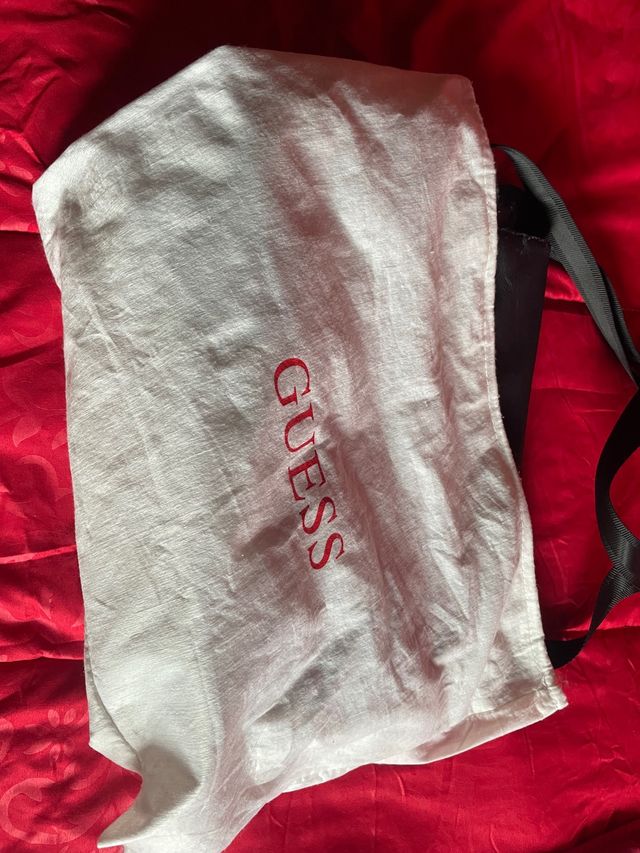 Borsa lavoro studio Guess