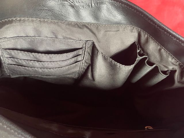 Borsa lavoro studio Guess