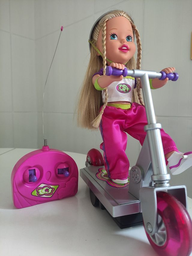 Muñeca patinadora Mattel