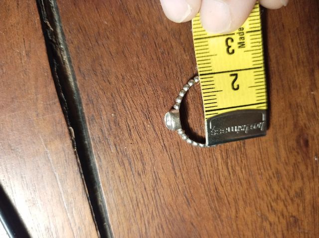 Anillo de piedra lunar