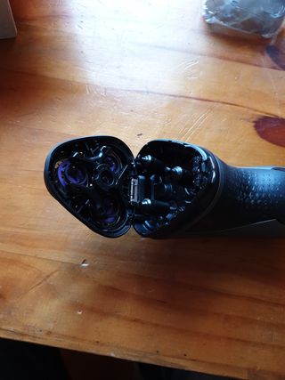 MAQUINA DE AFEITAR NUEVA A ESTRENAR