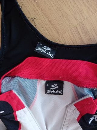 Traje ciclismo talla M.