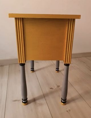 Mesilla de noche vintage