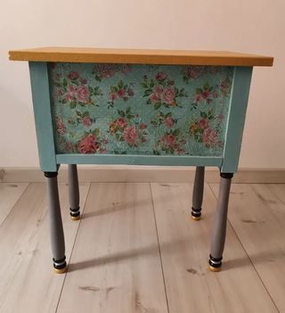 Mesilla de noche vintage