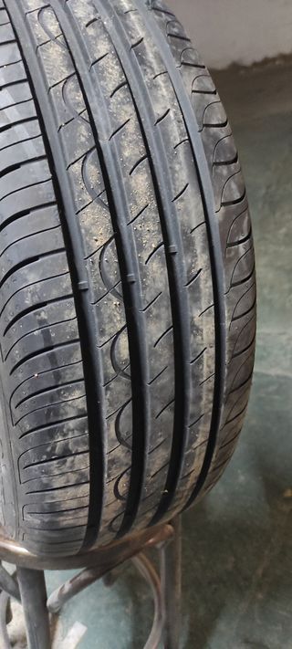 Neumatico coche