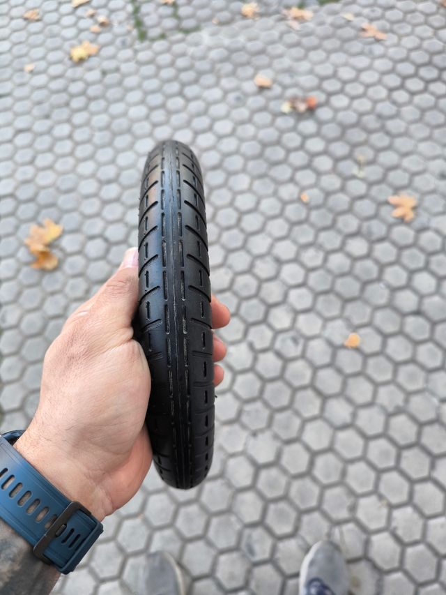 Neumático patinete eléctrico