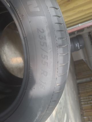 VENDO 2 NEUMÁTICOS EN PERFECTO ESTADO 