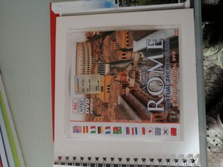 Roma ricostruita, libro con dvd