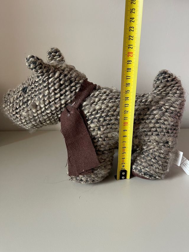 Tope puerta. Pesa 670 gramos.