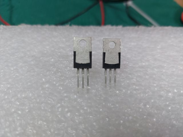 pareja de Transistores C2166