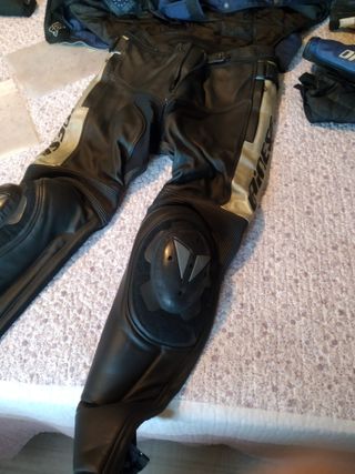 Pantalón Dainese , talla 50,como nuevo