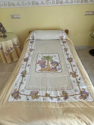 Dos edredones infantiles