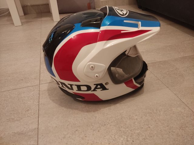 Arai Tour X4 Casco Honda Africa Twin ARAI TOUR X4 HONDA De Segunda