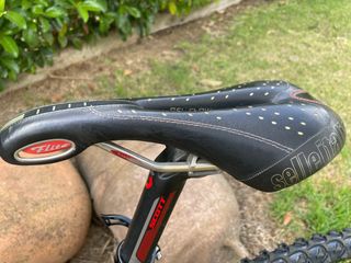 Bicicleta Scott Scale 35 carbono 