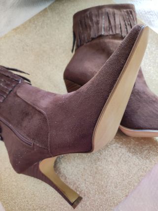 Botines marrones de ante n40