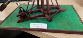 MAQUETA DE CATAPULTA MEDIEVAL