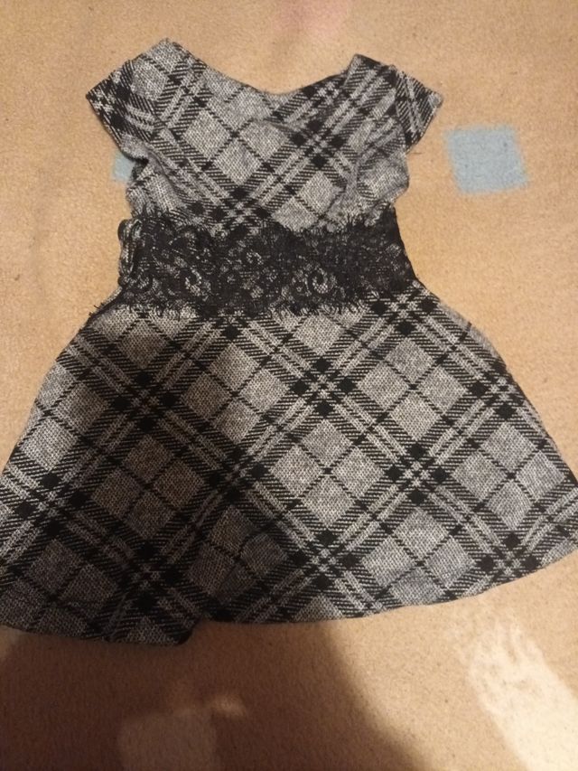 Vestido de bebe talla 9/12