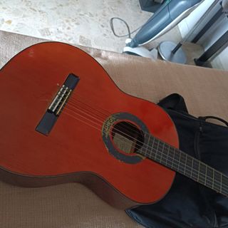 Chitarra Grenada